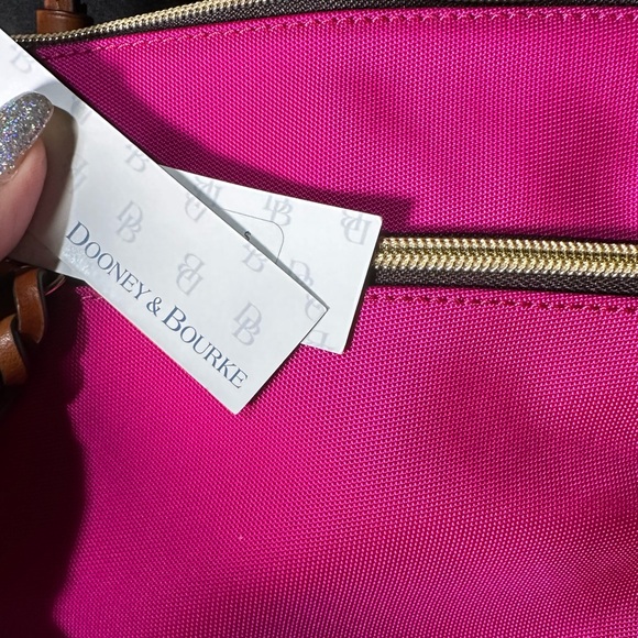 DOONEY & BOURKE Crossbody Bag - Picture 10 of 10